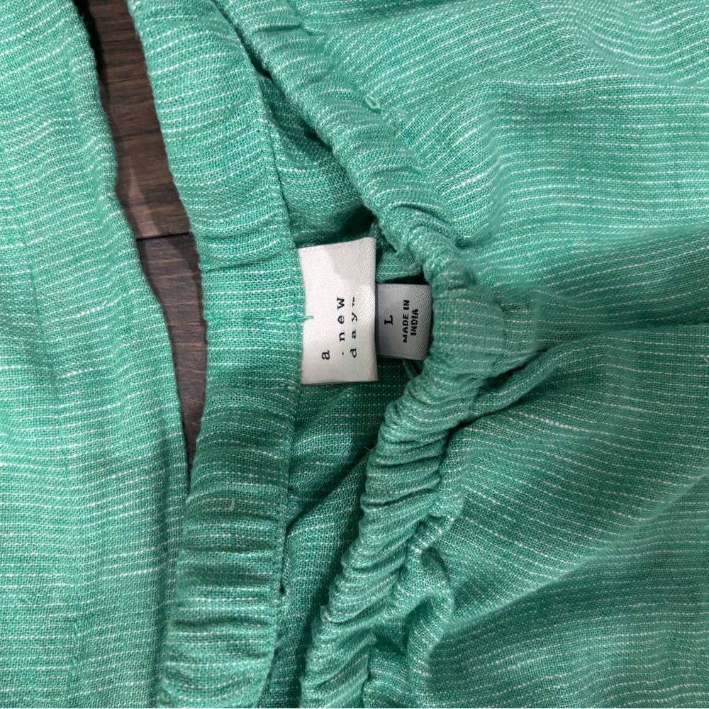 A New Day green linen fabric shorts and tank set